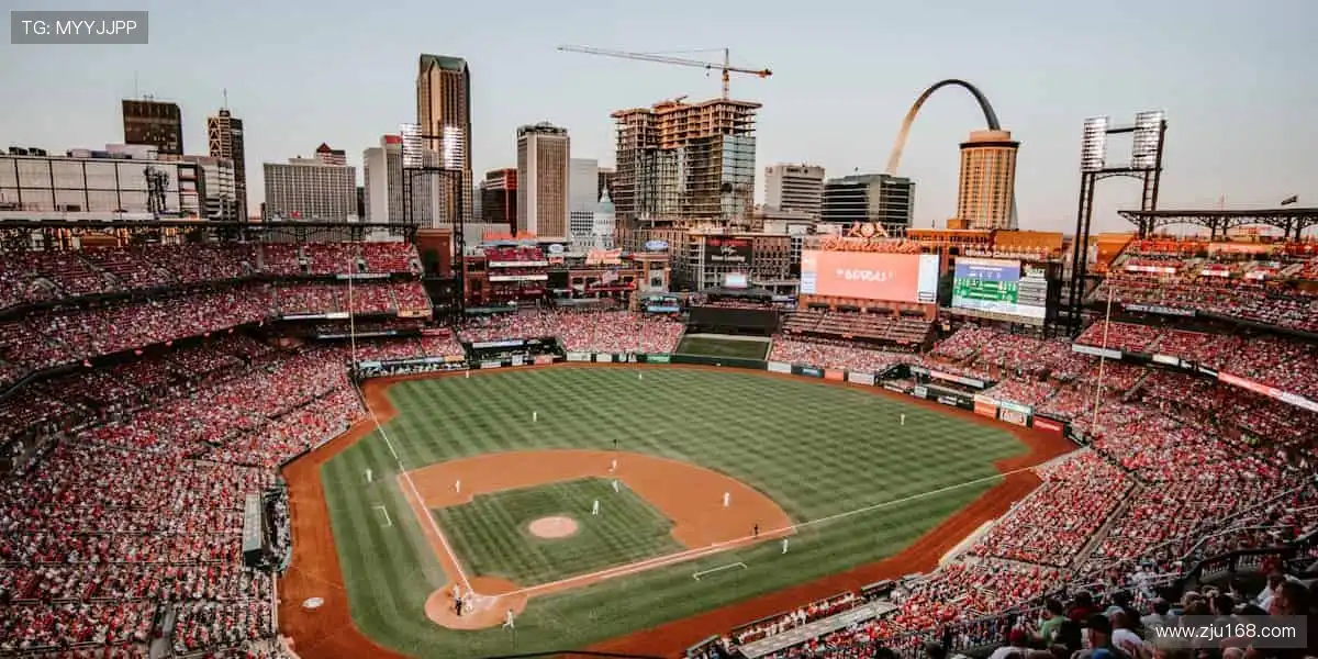 实时数据，专业解说，用科技拉近你与赛场的距离📊🎙️